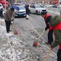 雪后清路除冰，隨州公路人在行動(dòng)