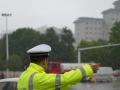 隨州公安交警雨中堅守，全力保障道路安全暢通