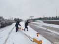 隨州“交通藍”逆寒而上 護航風雪出行路