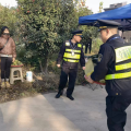 廣水交通執(zhí)法有溫度：首違免罰，勸導攤販還路于安全